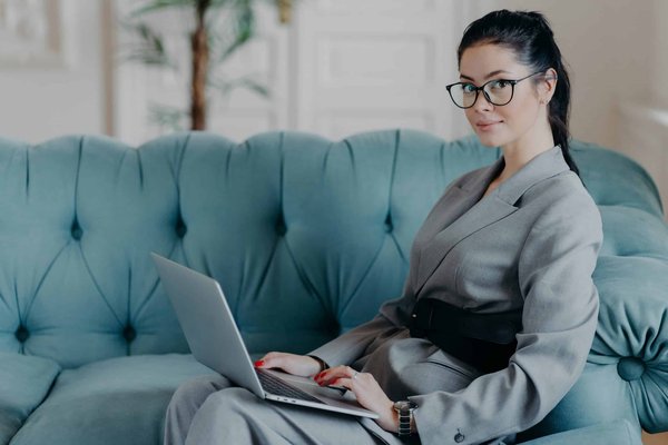 Comment le crédit-bail peut-il financer l'acquisition de biens d'équipement technologiques ?